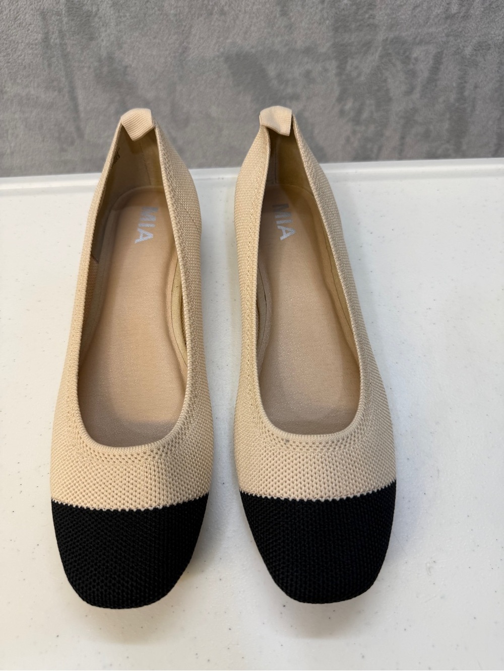MIA Two-Tone Knit Ballet Flats in Beige and Black